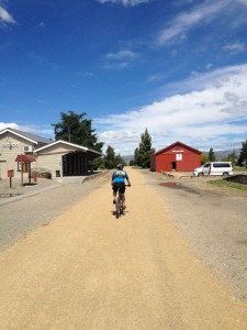 Anna arriving at Ranfurly - click for larger